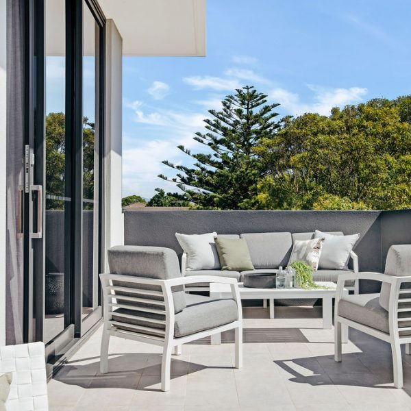 Omnia Cronulla private master balcony